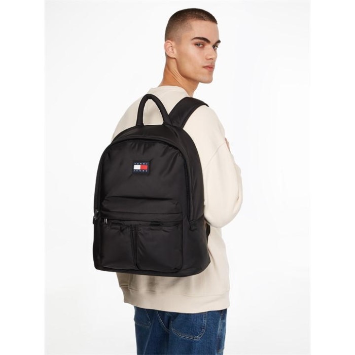 Tjm Urban Ryggsekk 18l Sort Tommy Hilfiger Norge